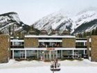 фото отеля Banff Voyager Inn