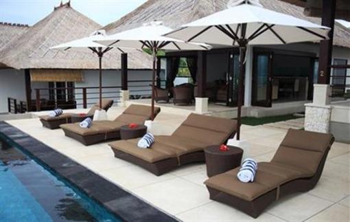 фото отеля The Point Resort Lembongan