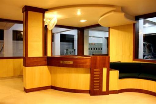 фото отеля Juhu Grand Service Apartments Salem (India)