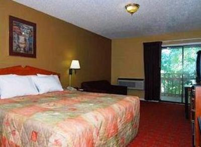 фото отеля Econo Lodge Inn & Suites Hot Springs