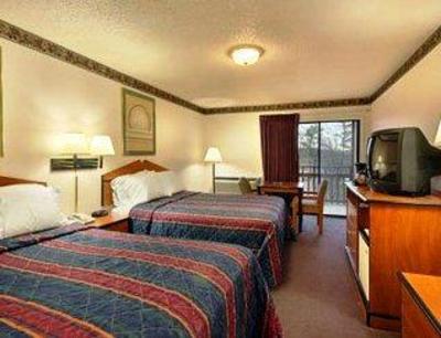 фото отеля Econo Lodge Inn & Suites Hot Springs
