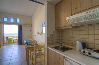 фото отеля Esperia Beach Apartments Rethymno