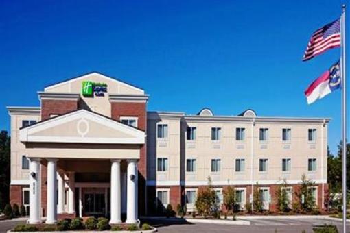 фото отеля Holiday Inn Express Hotel & Suites Southern Pines
