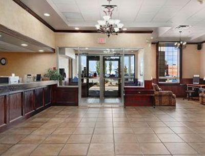 фото отеля Ramada Inn and Suites Red Deer