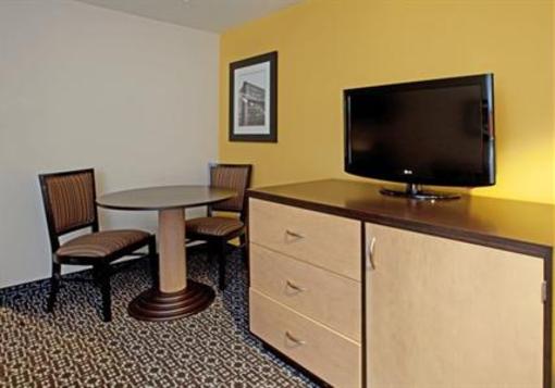 фото отеля Holiday Inn & Suites Columbia - Airport