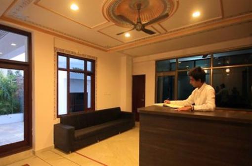 фото отеля Hotel Devi Palace