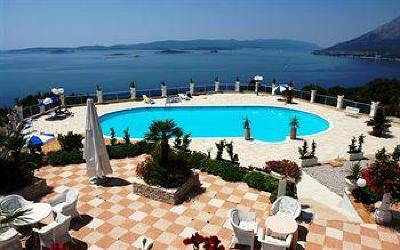 фото отеля Weinbergschlosshotel Villa Antonio Orebic