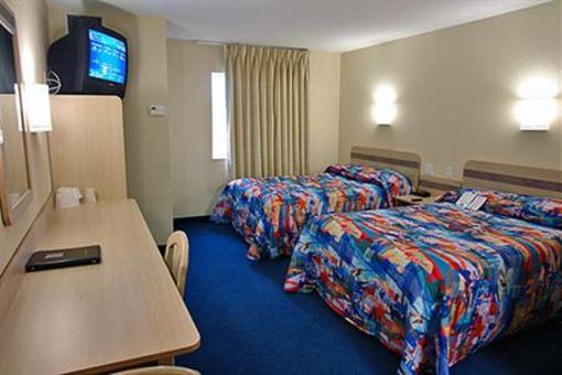 фото отеля Motel 6 Huntsville (Canada)