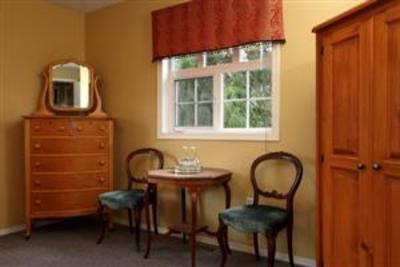 фото отеля Courthouse Inn Revelstoke