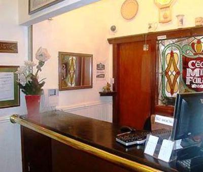 фото отеля Gate Hotel