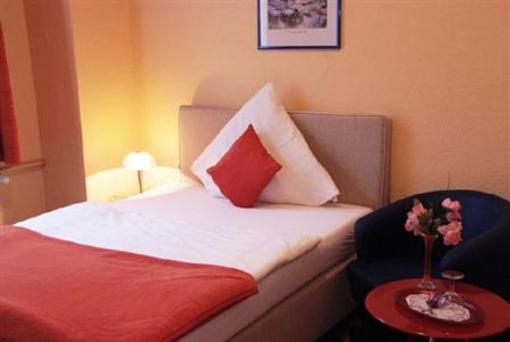 фото отеля Hotel Ariana Dusseldorf