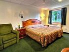 фото отеля SpringHills Rodeway Inn Lake George