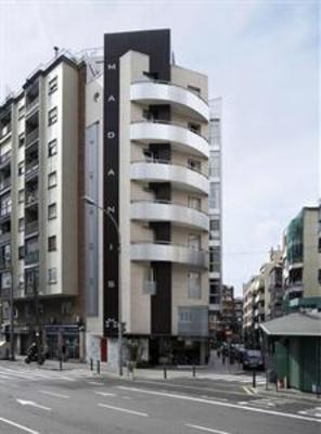 фото отеля Apartamentos Madanis L'Hospitalet de Llobregat