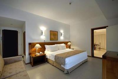 фото отеля Golden Tulip Rio Vermelho