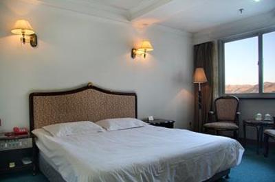 фото отеля Bifeng Hotel Chengde