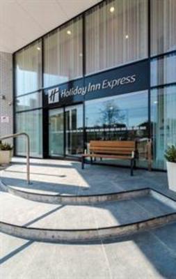 фото отеля Holiday Inn Express Arnhem