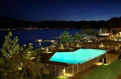 фото отеля Campbell's Resort on Lake Chelan