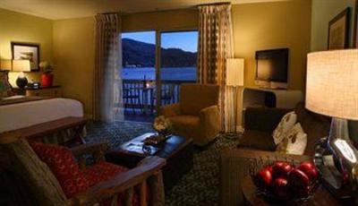 фото отеля Campbell's Resort on Lake Chelan