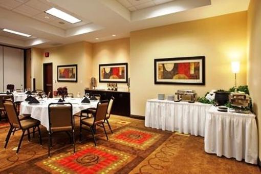 фото отеля Holiday Inn Hotel & Suites Lake Charles W-Sulphur