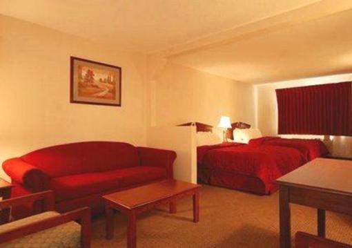 фото отеля Comfort Inn & Suites North Hays
