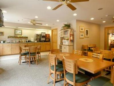 фото отеля Baymont Inn and Suites Logan