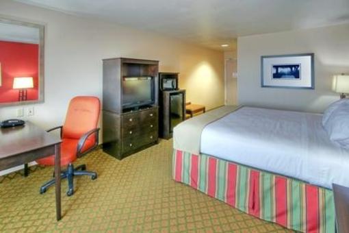 фото отеля Holiday Inn Express Hotel & Suites Tucumcari