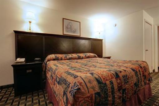 фото отеля America's Best Value Inn Crestview