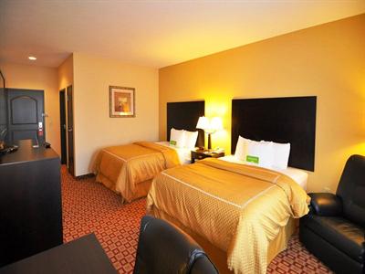 фото отеля La Quinta Inn & Suites Russellville