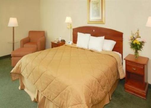 фото отеля Comfort Inn - Meridian Bonita Lakes Dr.