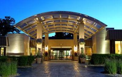 фото отеля Sheraton Milwaukee Brookfield Hotel