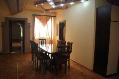 фото отеля Apartamentyi Tatev