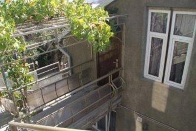 фото отеля Apartamentyi Tatev