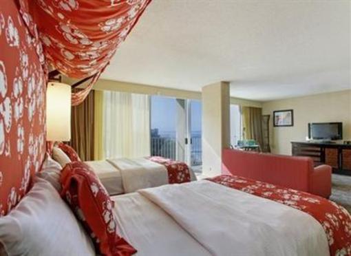 фото отеля Aston Waikiki Beach Hotel