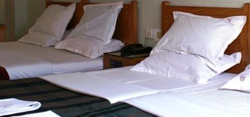фото отеля Sri Aarvee Hotels