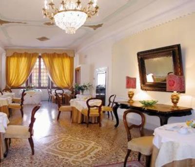 фото отеля Calle Casselleria Hotel