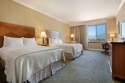 фото отеля Hilton Los Angeles / San Gabriel