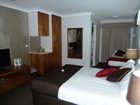 фото отеля McNevin's Country Valley Motel
