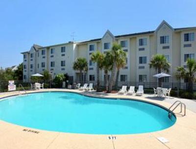фото отеля Microtel Inn & Suites Carolina Beach