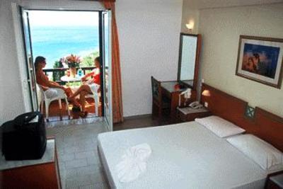 фото отеля Glicorisa Beach Hotel Pythagoreio