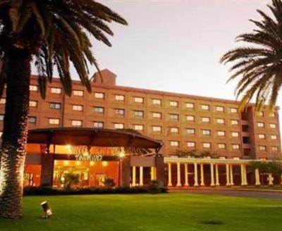 фото отеля Walmont Ambassador at the Grand Palm Resort Hotel Gaborone