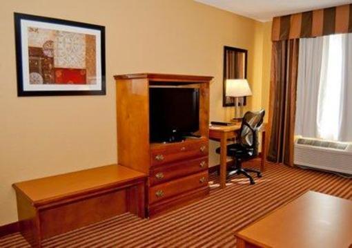 фото отеля Comfort Inn & Suites Cincinnati