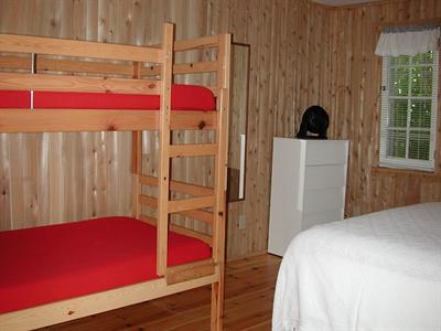 фото отеля Birch Cliff Lodge on Baptiste Lake