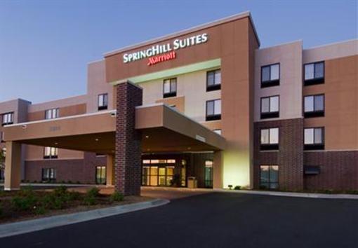 фото отеля SpringHill Suites Sioux Falls