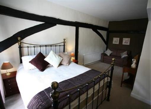 фото отеля The Old Court Hotel Braintree