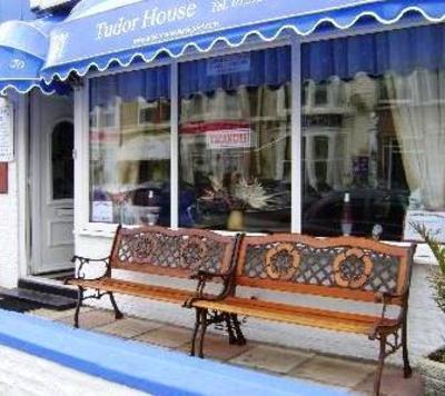 фото отеля Tudor House Blackpool