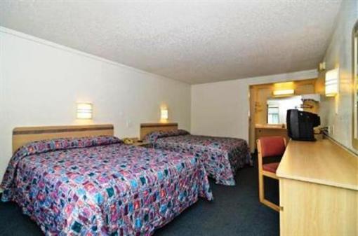 фото отеля Americas Best Value Inn Englewood/Dayton Airport