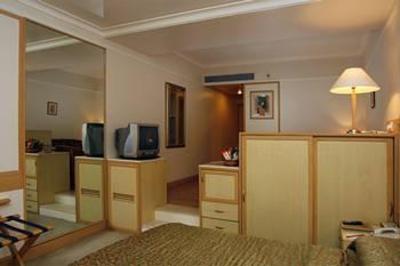 фото отеля Lotus Suites Mumbai