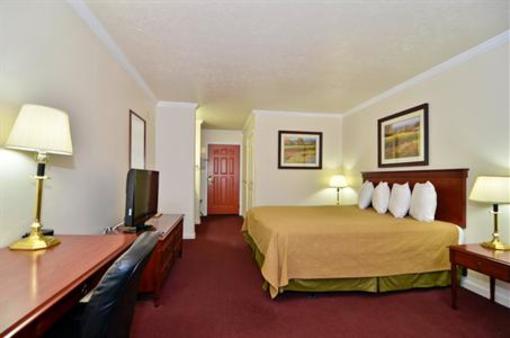 фото отеля BEST WESTERN Salinas Monterey Hotel