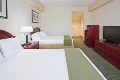 фото отеля Holiday Inn Express Hotel & Suites MetroCentre