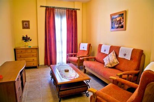 фото отеля Apartamentos Turisticos Casa de La Borrega Estepona
